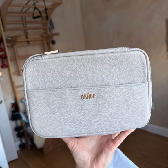 Braun IPL Hair Removal System - White and Gold - Picture 4 of 10